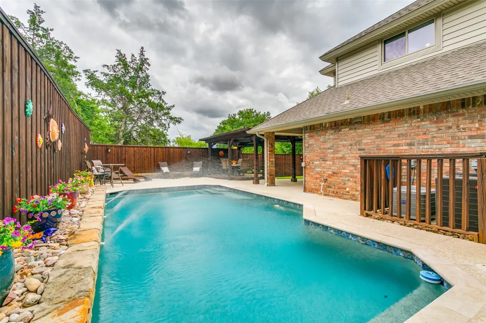102 Sunday Haus Lane Highland Village, TX 75077