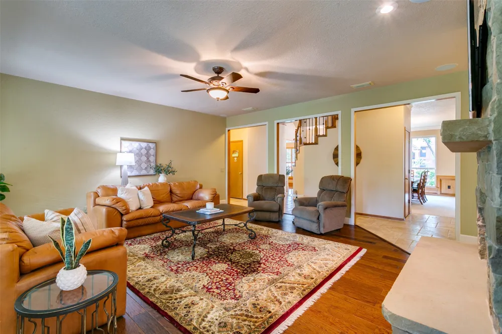 102 Sunday Haus Lane Highland Village, TX 75077