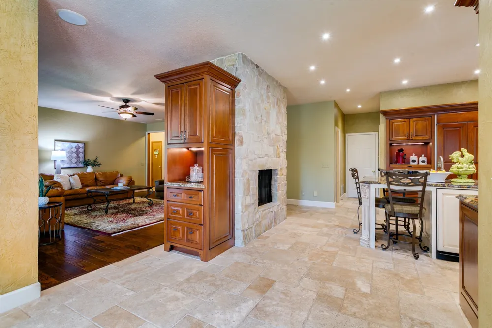 102 Sunday Haus Lane Highland Village, TX 75077