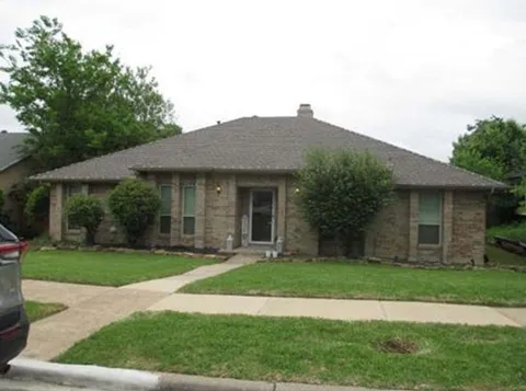 1722 Mayflower Drive