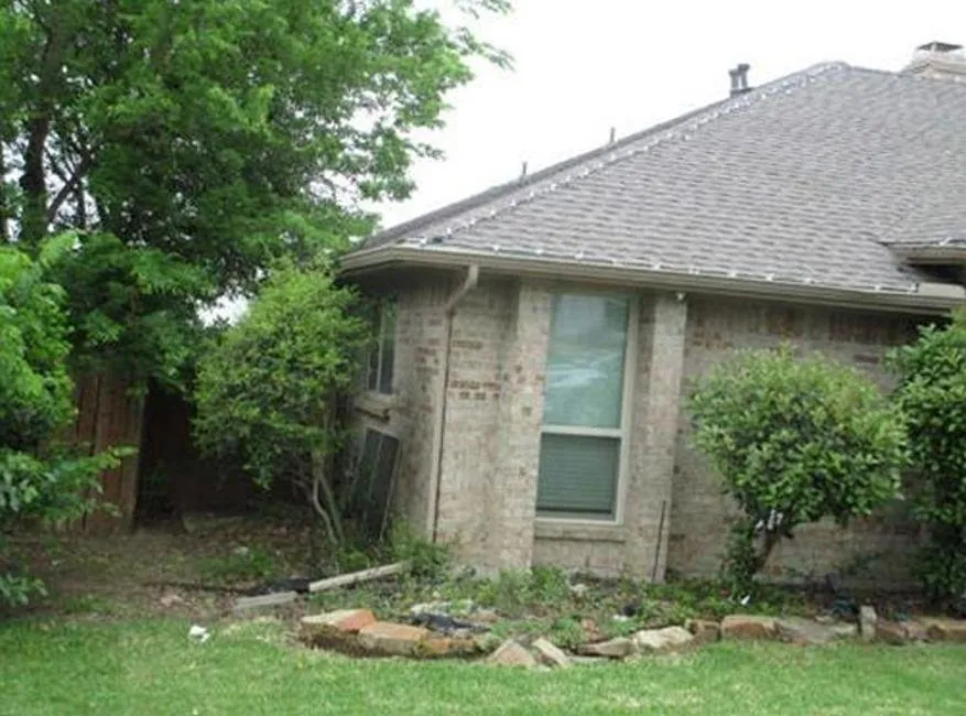 1722 Mayflower Drive Carrollton, TX 75007