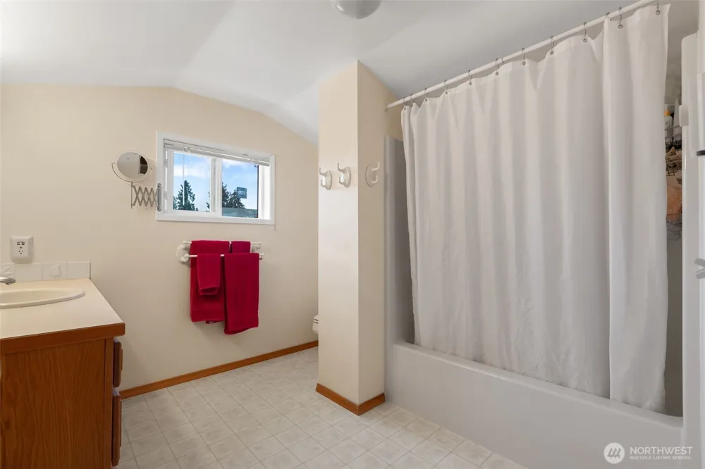 3602 Lorne Street SE Tumwater, WA 98501