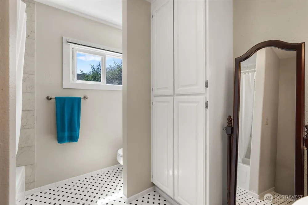 3602 Lorne Street SE Tumwater, WA 98501