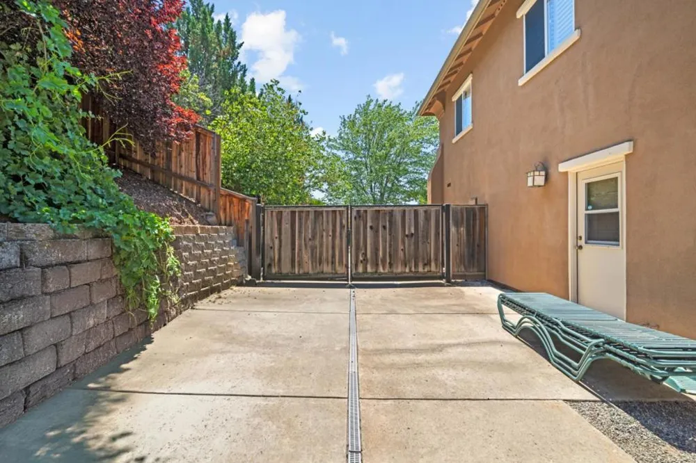 2665 Aberdeen Lane El Dorado Hills, CA 95762