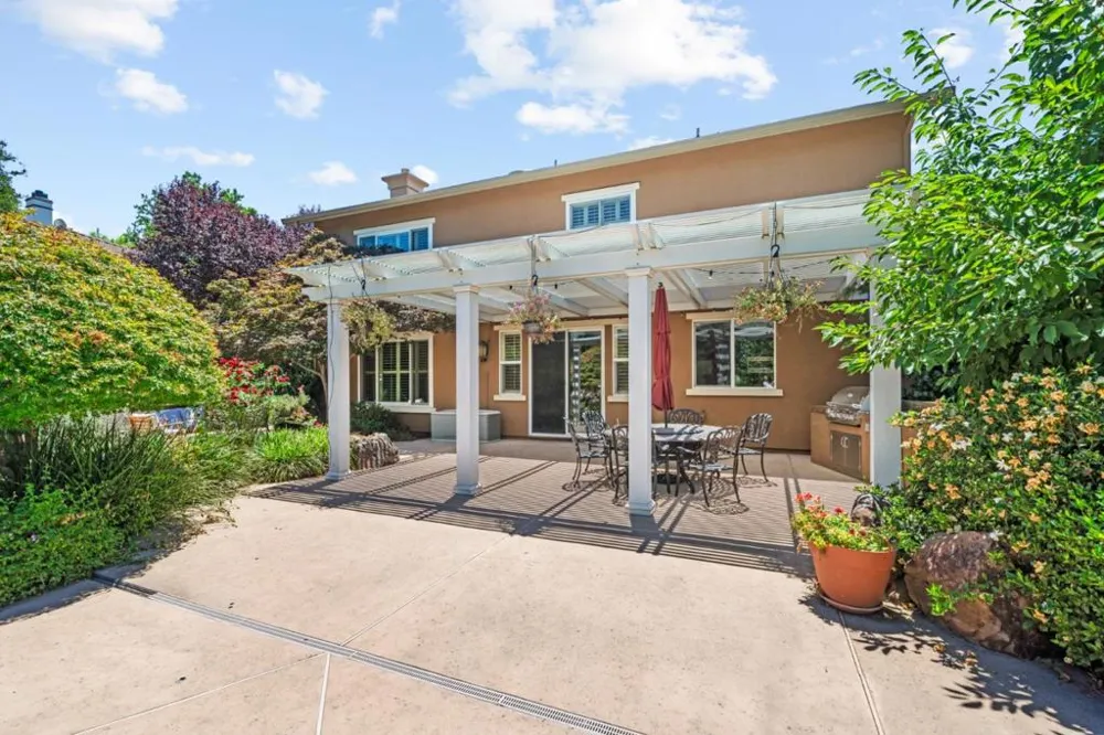 2665 Aberdeen Lane El Dorado Hills, CA 95762