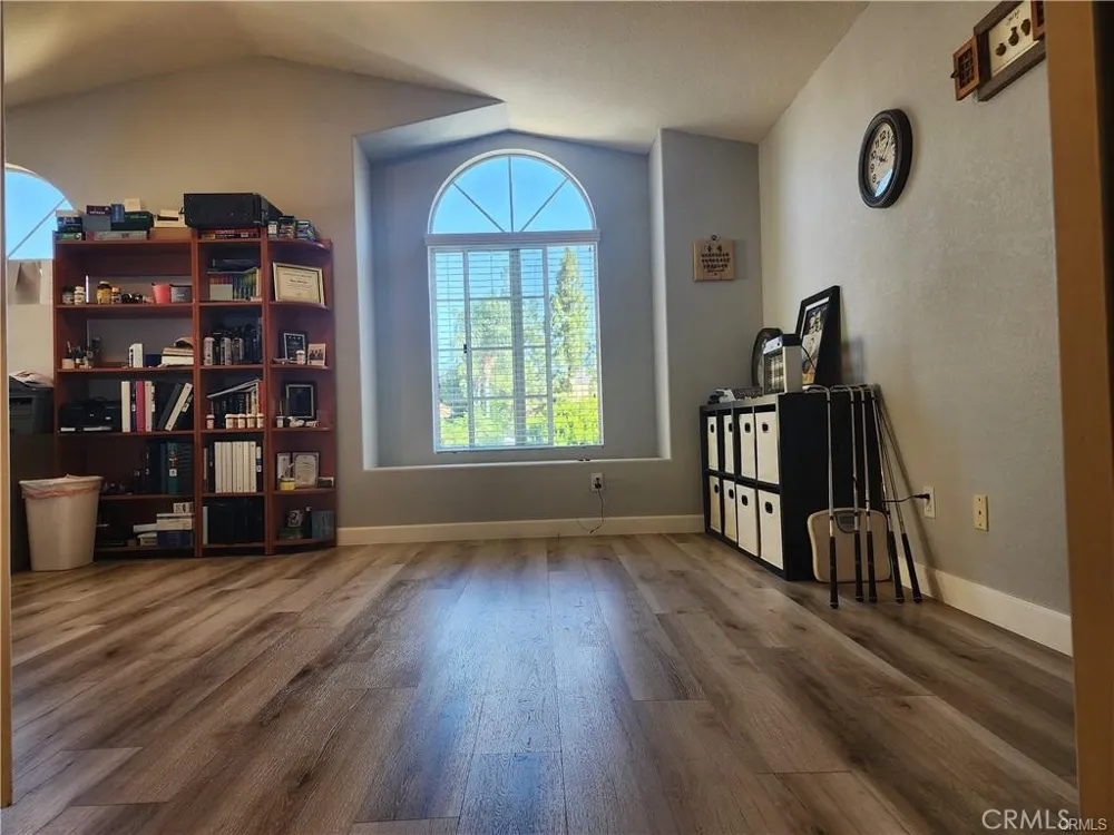 412 Bristol Way Corona, CA 92879