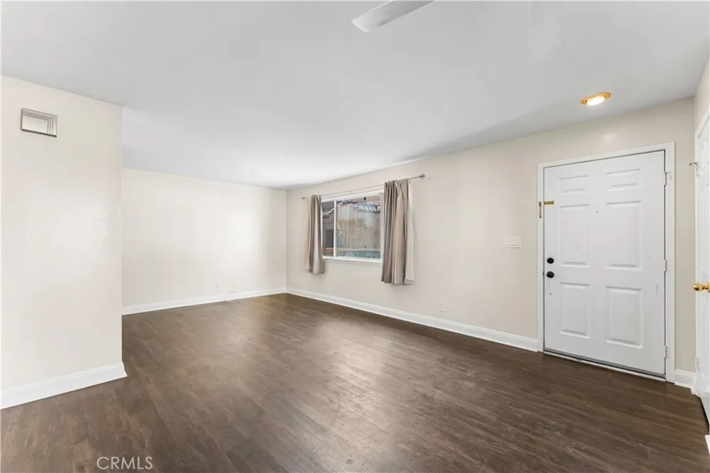 43465 30th W Lancaster, CA 93536