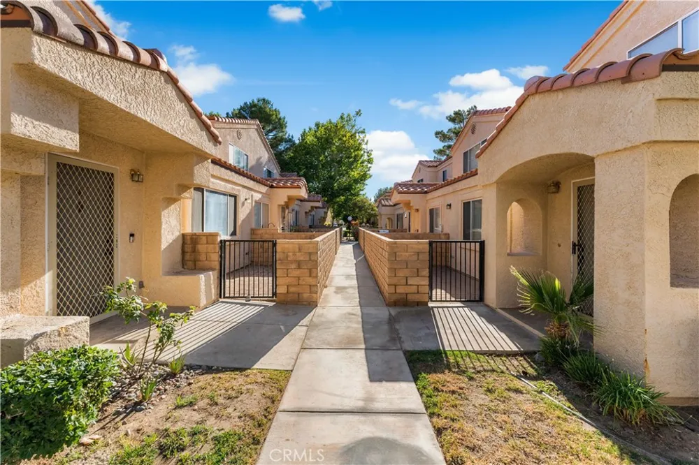 43465 30th W Lancaster, CA 93536