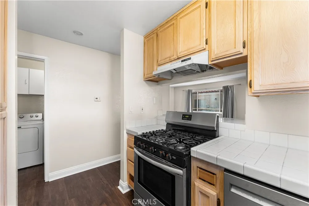 43465 30th W Lancaster, CA 93536