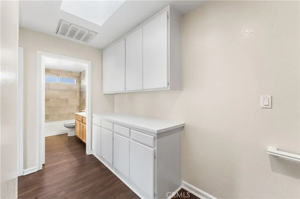 43465 30th W Lancaster, CA 93536