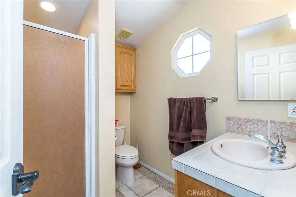 24806 Rosepark Court Newhall, CA 91321