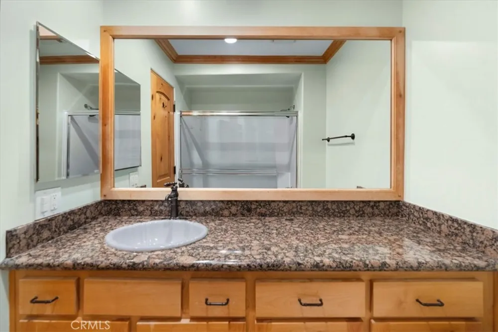 5249 Colodny #8 Agoura Hills, CA 91301