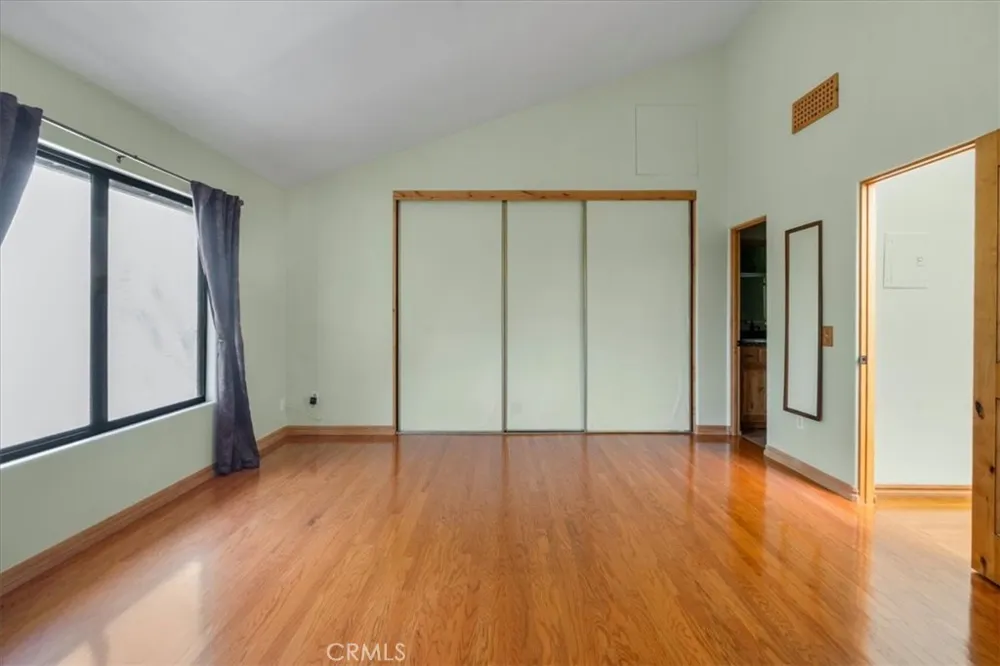 5249 Colodny #8 Agoura Hills, CA 91301