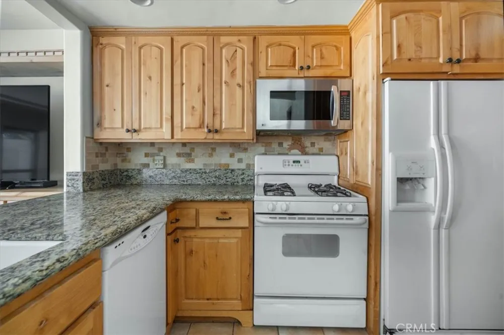 5249 Colodny #8 Agoura Hills, CA 91301