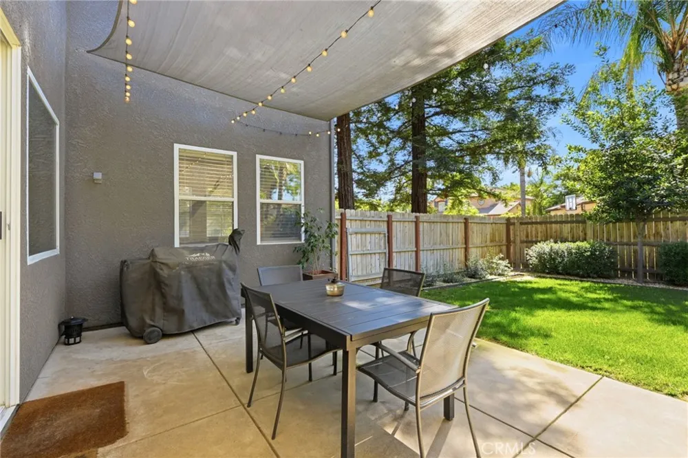 4826 W Ceres Court Visalia, CA 93291
