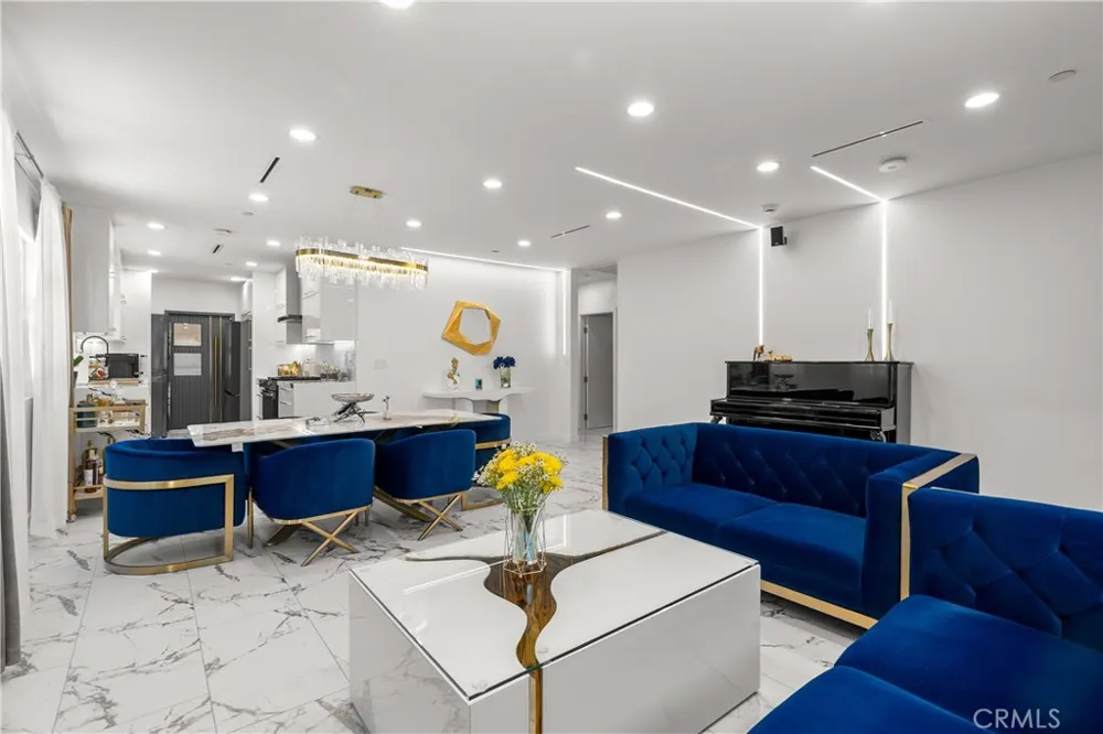 3419 Montrose Ave La Crescenta, CA 91214