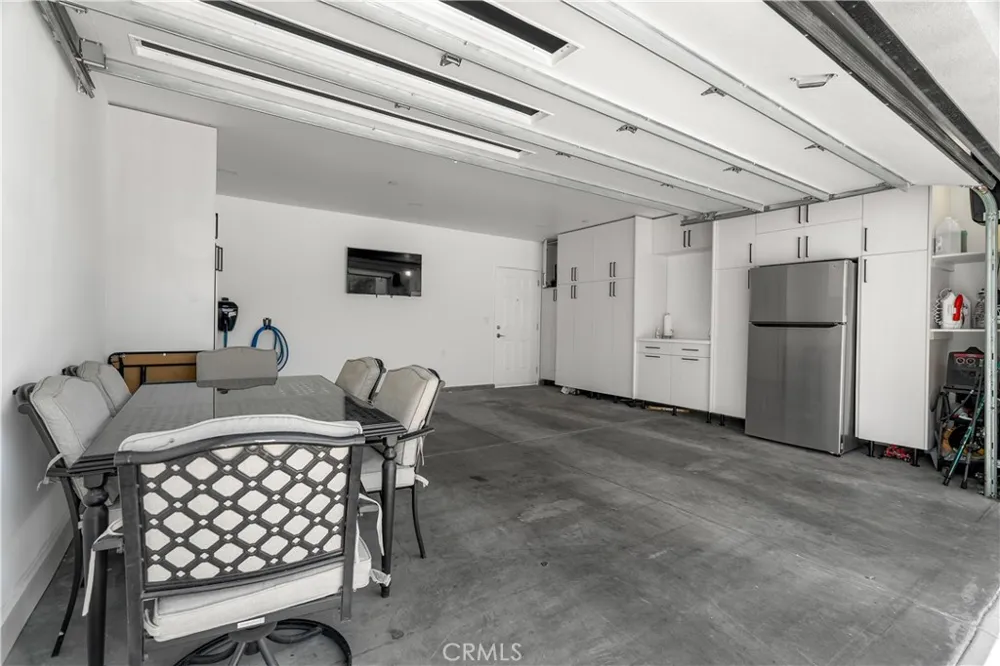 3419 Montrose Ave La Crescenta, CA 91214