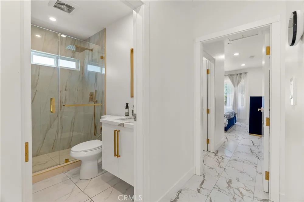 3419 Montrose Ave La Crescenta, CA 91214