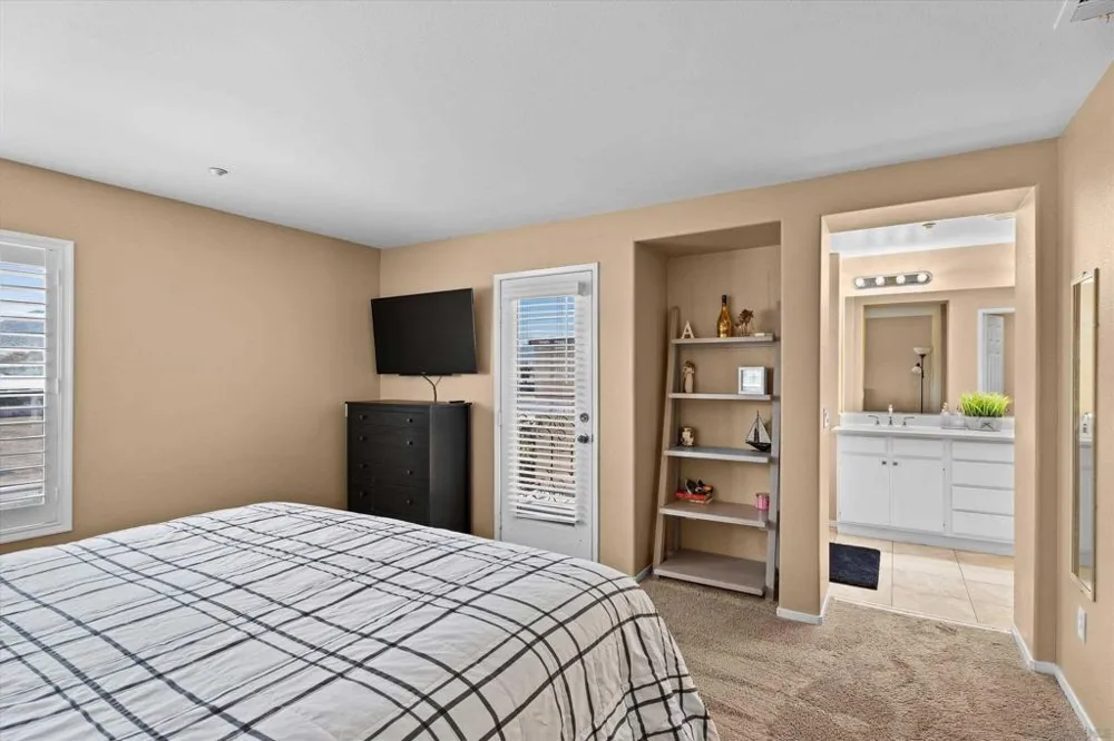 41985 Davenport #C Murrieta, CA 92562