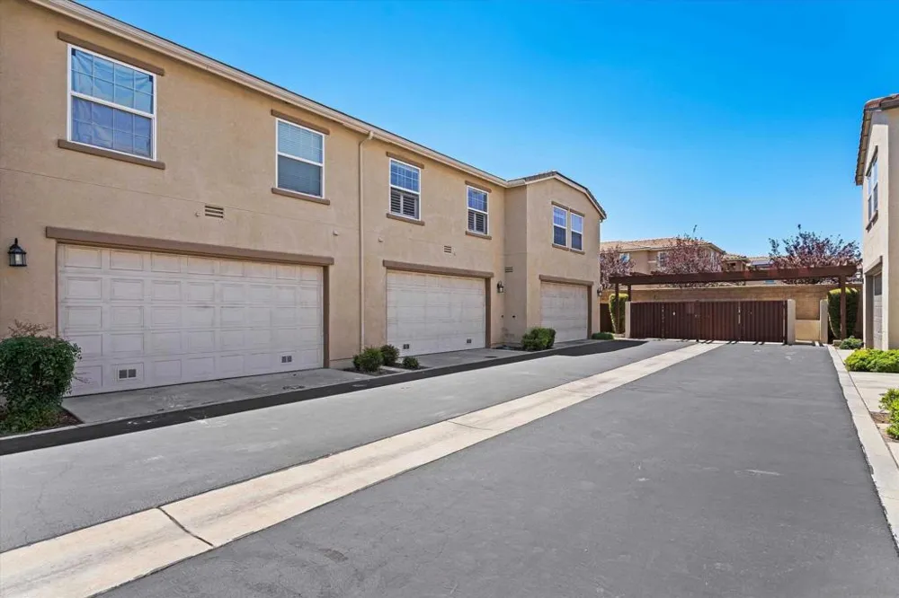 41985 Davenport #C Murrieta, CA 92562