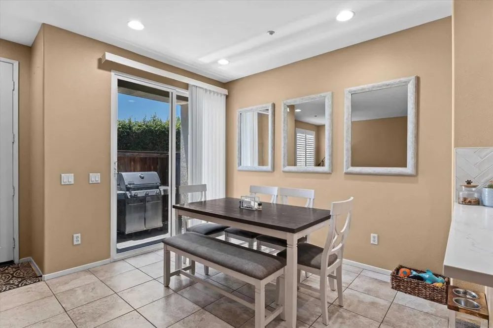 41985 Davenport #C Murrieta, CA 92562