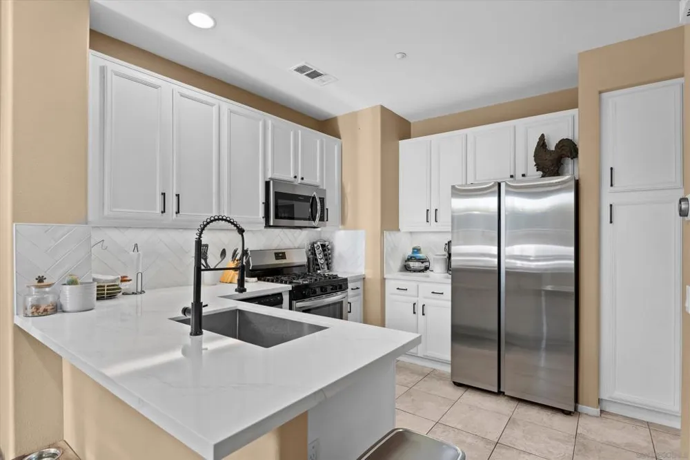 41985 Davenport #C Murrieta, CA 92562