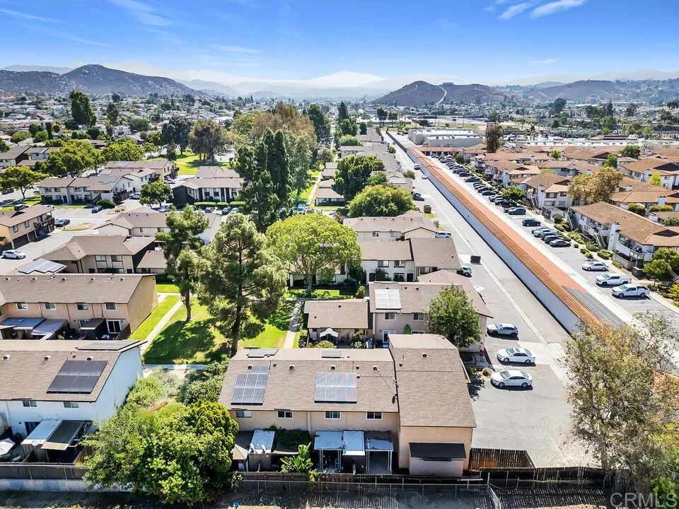 10107 Peaceful Court Santee, CA 92071