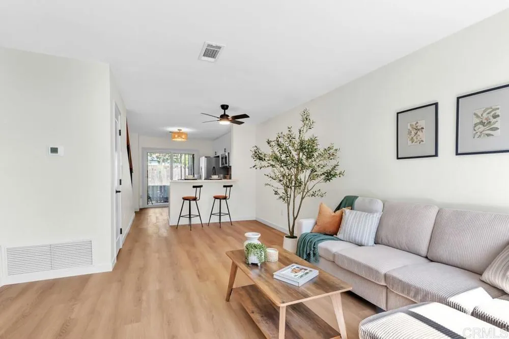 10107 Peaceful Court Santee, CA 92071