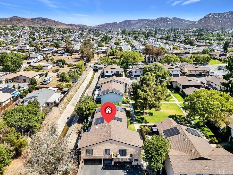 10107 Peaceful Court Santee, CA 92071
