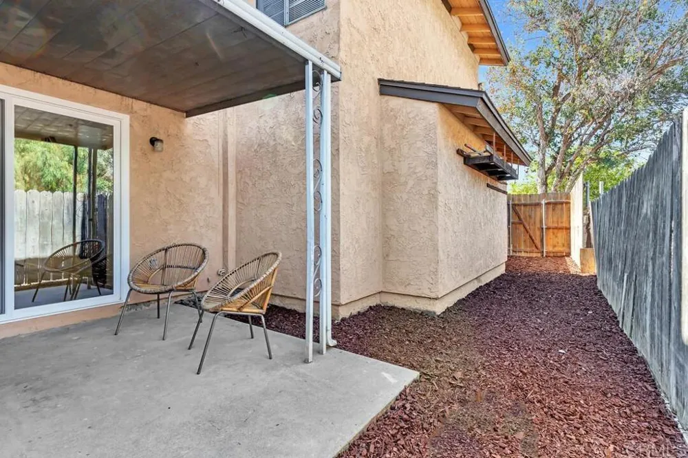 10107 Peaceful Court Santee, CA 92071