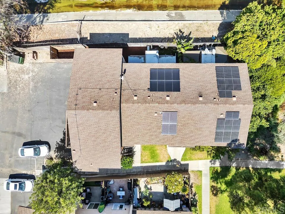 10107 Peaceful Court Santee, CA 92071