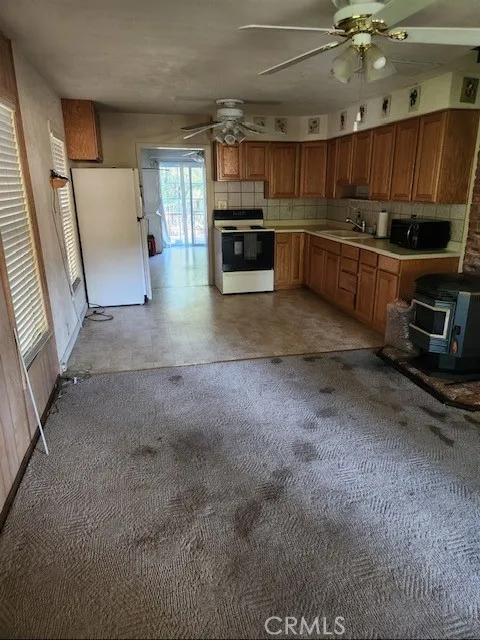 9360 Kelsey Creek Kelseyville, CA 95451