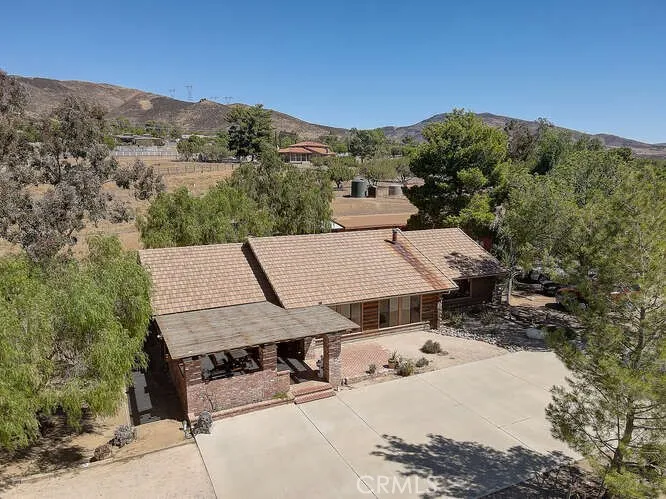 35502 Voss Road Agua Dulce, CA 91390