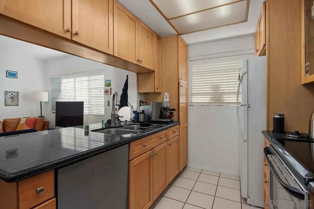 1435 Essex #7 San Diego, CA 92103