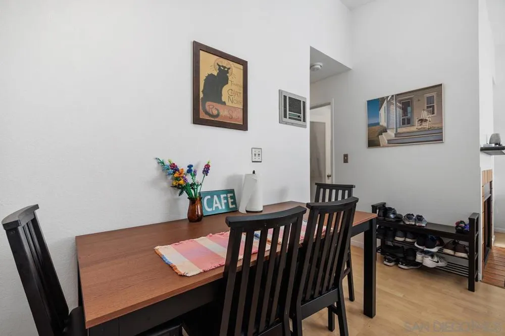 1435 Essex #7 San Diego, CA 92103