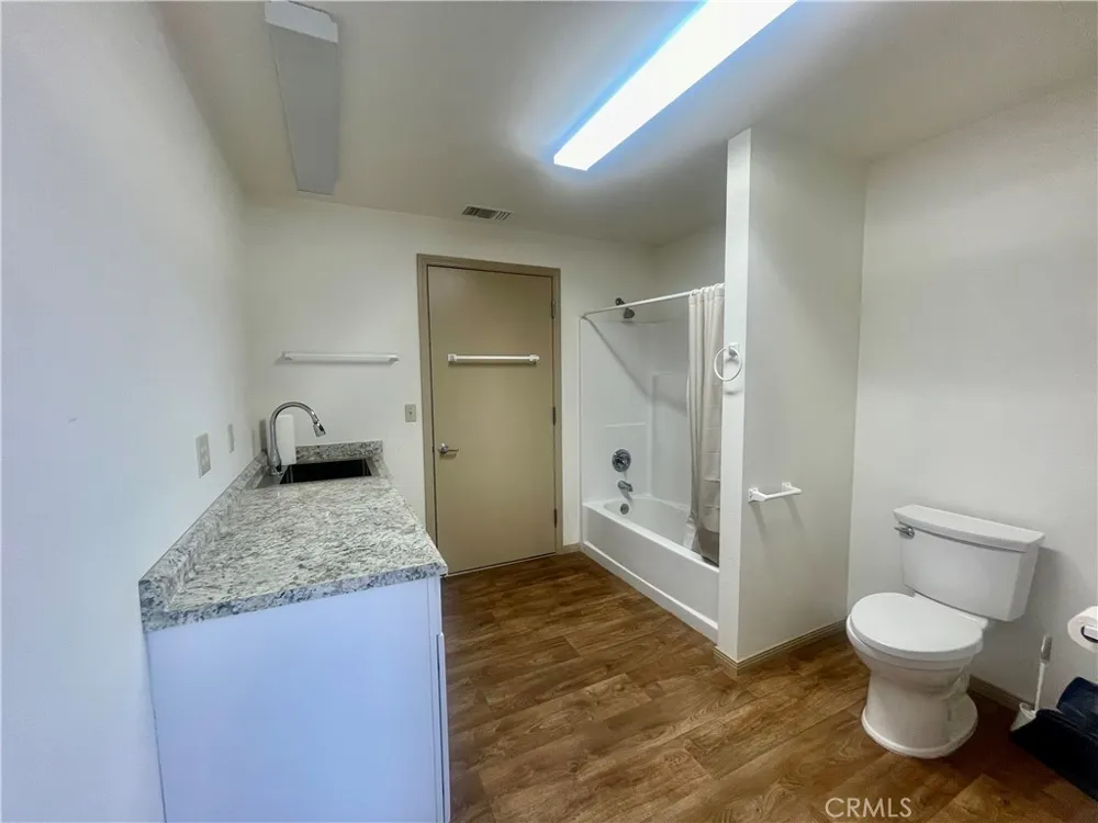 52390 Altadena Morongo Valley, CA 92256
