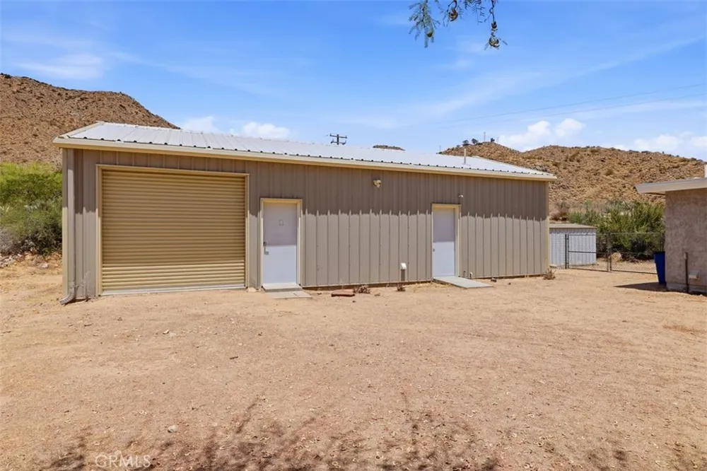 52390 Altadena Morongo Valley, CA 92256