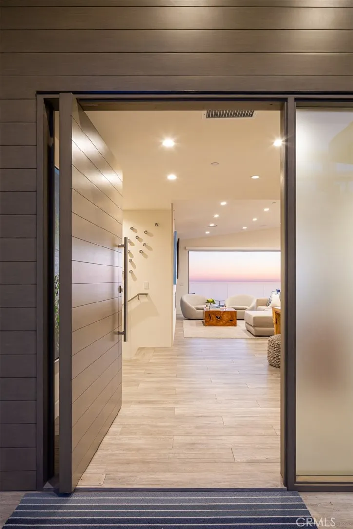 1238 Anacapa Way Laguna Beach, CA 92651