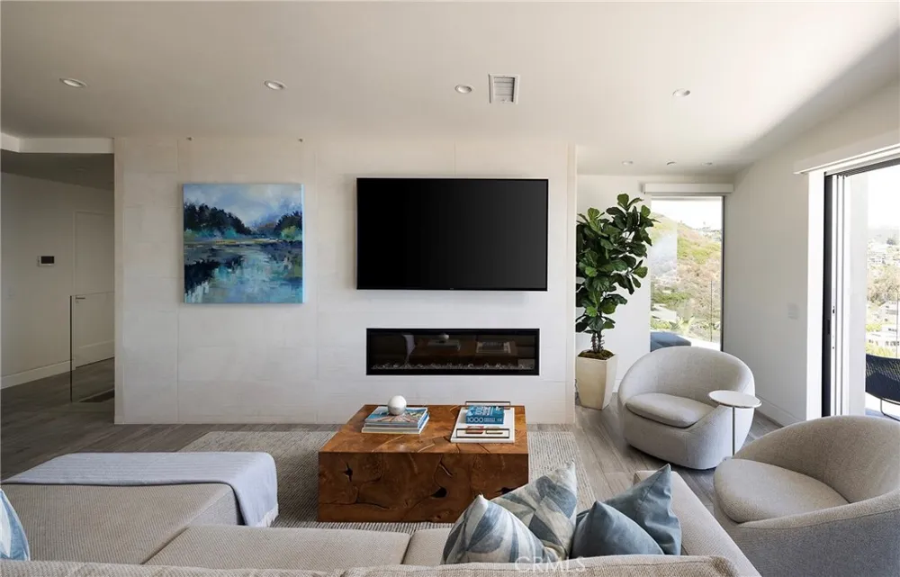 1238 Anacapa Way Laguna Beach, CA 92651