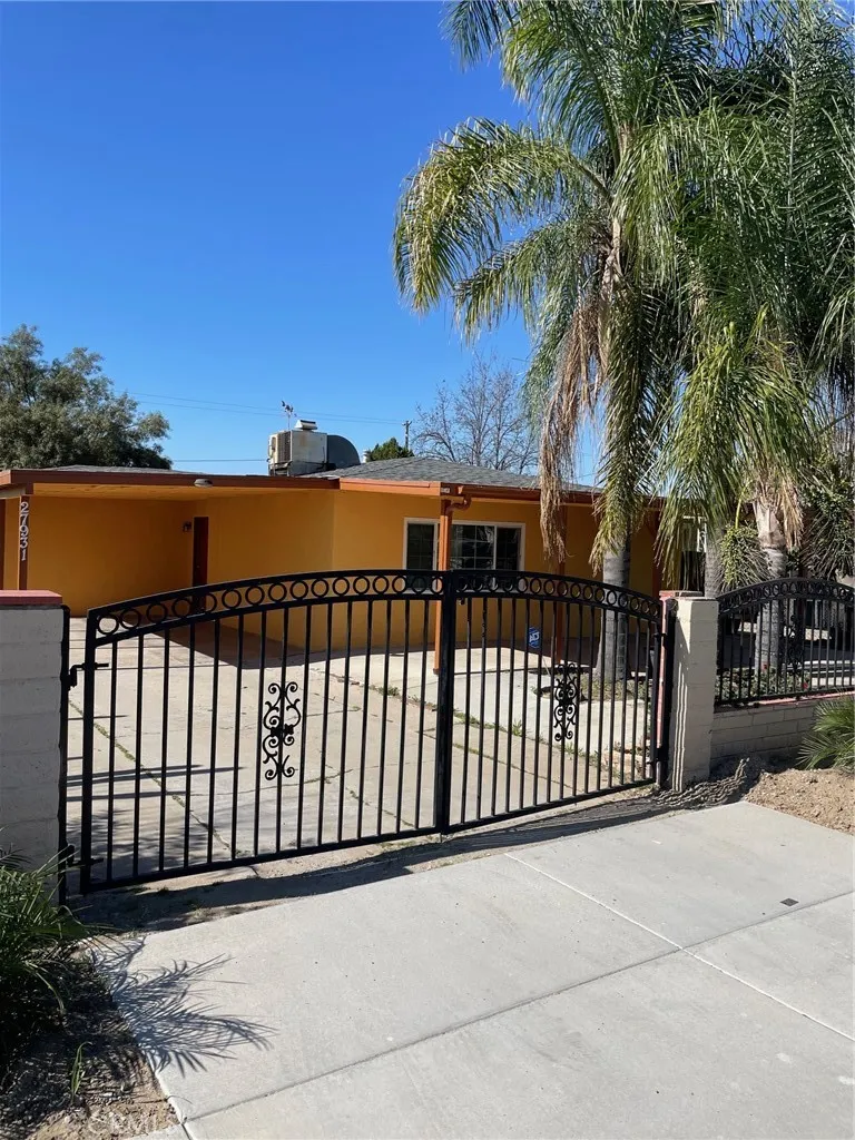 27931 adams Menifee, CA 92585