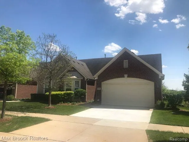 40761 LENOX PARK DRIVE Novi City, MI 48377