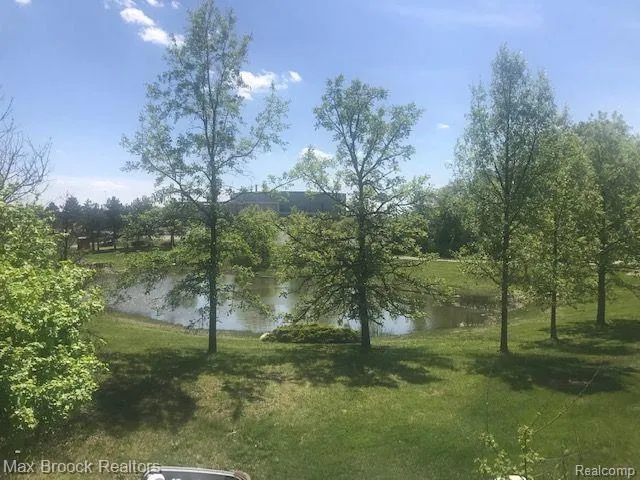 40761 LENOX PARK DRIVE Novi City, MI 48377