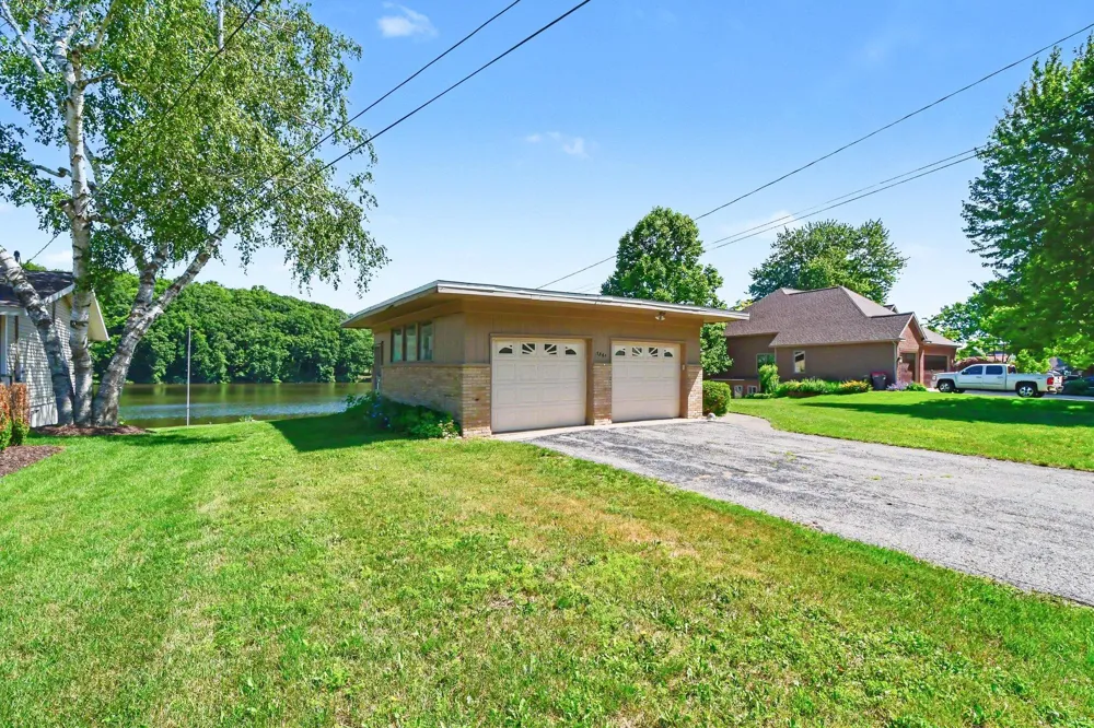 7261 Driftwood Drive SE Ada Township, MI 49301