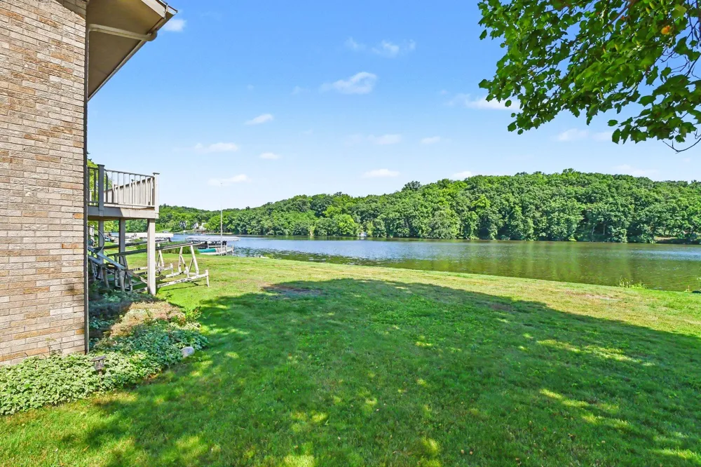 7261 Driftwood Drive SE Ada Township, MI 49301
