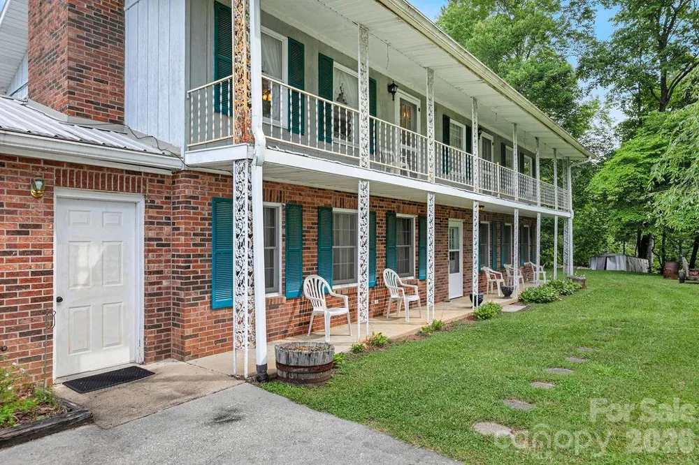 106 Flora Lina Drive Brevard, NC 28712