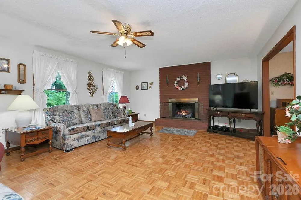 106 Flora Lina Drive Brevard, NC 28712