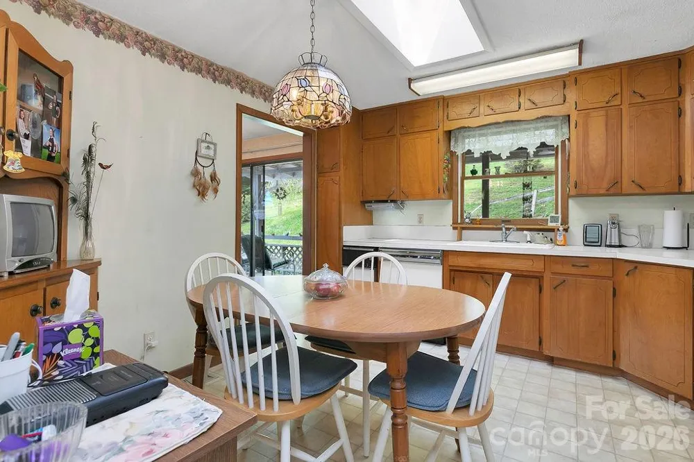 106 Flora Lina Drive Brevard, NC 28712