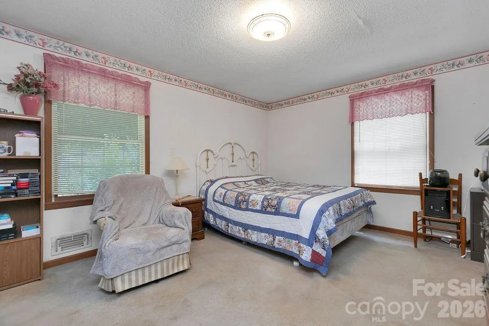 106 Flora Lina Drive Brevard, NC 28712