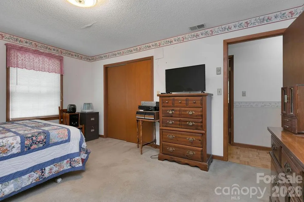 106 Flora Lina Drive Brevard, NC 28712