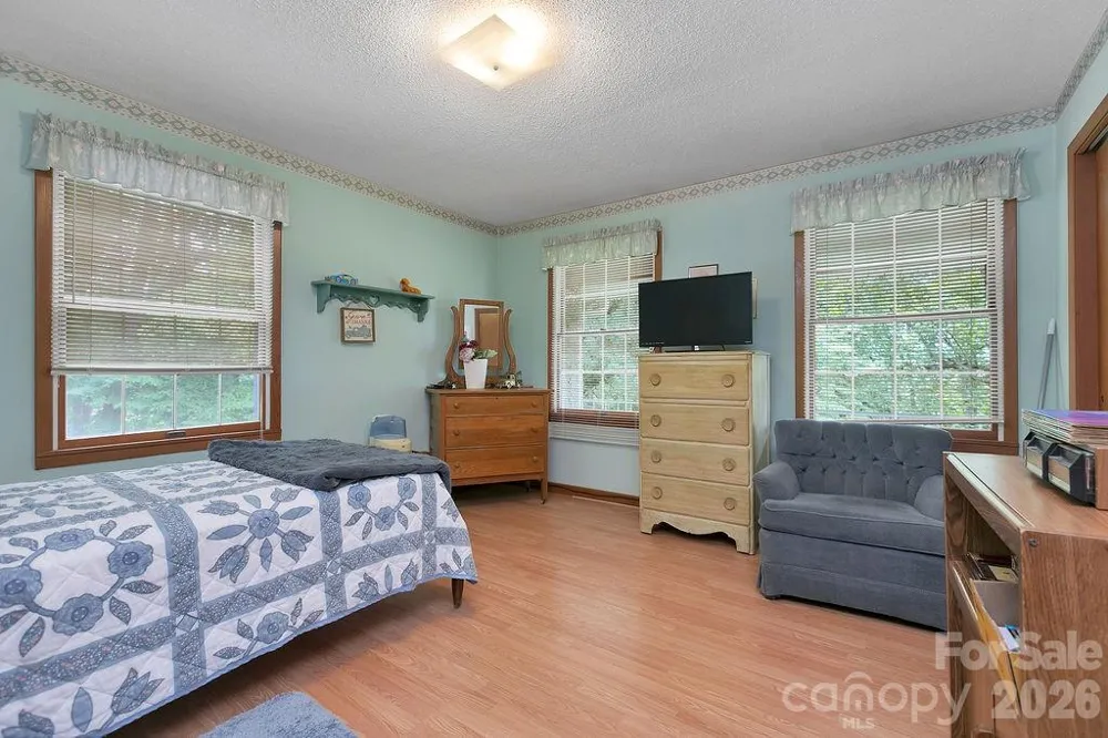 106 Flora Lina Drive Brevard, NC 28712